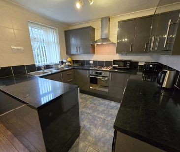 1 bedroom in a house share to rent - Photo 6