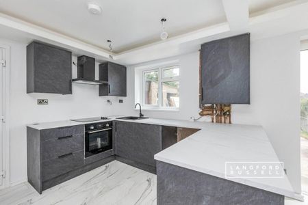 3 bedroom semi-detached house to rent - Photo 2