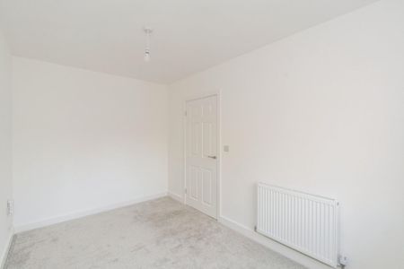 2 bedroom Bungalow To Let - Photo 2