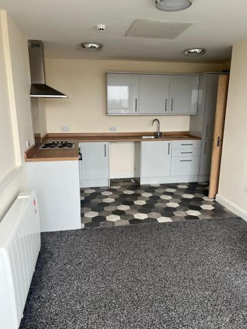 2 bedroom apartment to rent - Photo 3