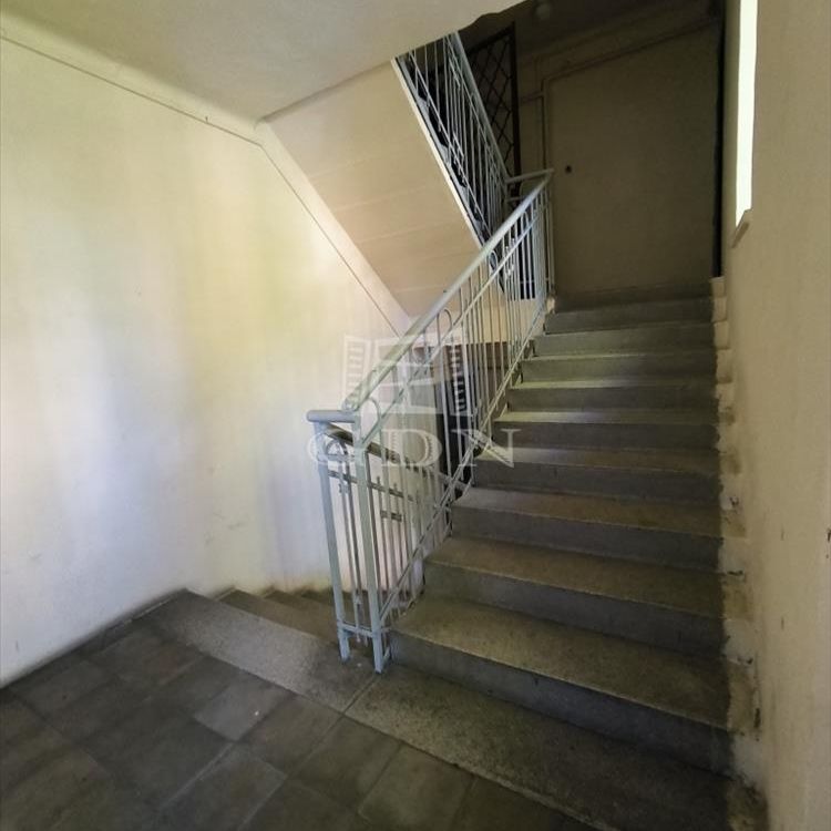Kiadó átlagos állapotú lakás - Dunakeszi - Fotó 1