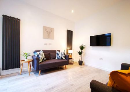 4 bedroom terraced house to rent - Photo 5