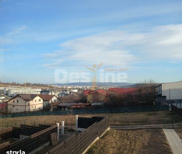 Casa + 2500 mp teren de inchiriat in zona Rond Pacurari - Photo 3
