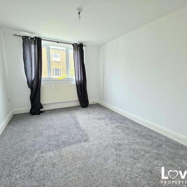 Athelstan Road, Margate, CT9 - Photo 1