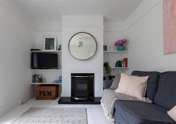 3 bedroom terraced house to rent - Photo 1