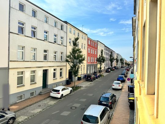 Helle 2-Zimmer-Wohnung in der Schweriner Paulsstadt - Photo 1