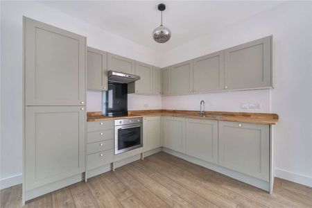 Three-bedroom barn cottage in rural Hamptworth, on the edge of the New Forest. - Photo 5