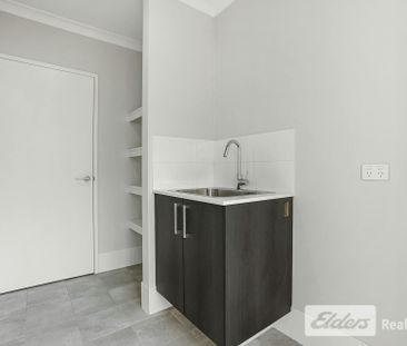 MODERN FAMILY LIVING - Photo 1