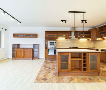 Pronájem rodinného domu 410 m², Nové domy 67, Praha - Photo 6