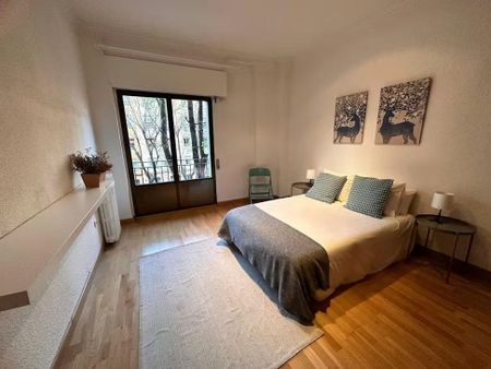 Calle de Jaime El Conquistador, Madrid, Community of Madrid 28045 - Photo 3