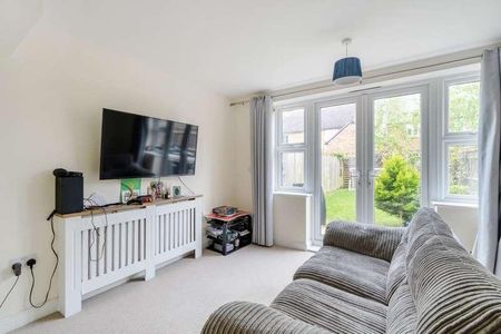 Millway Furlong, Haddenham, HP17 - Photo 2
