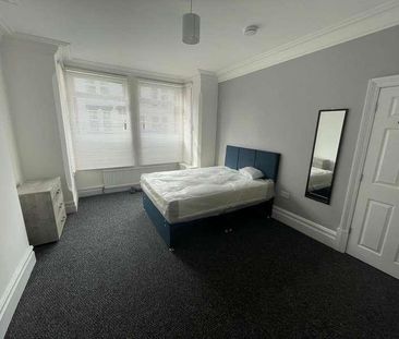 St. Saviours Road, Coalville, Leicestershire, LE67 - Photo 5