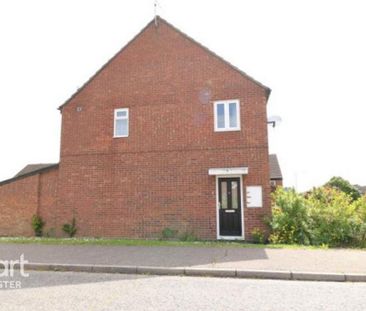 3 bedroom end of terrace house to rent - Photo 1