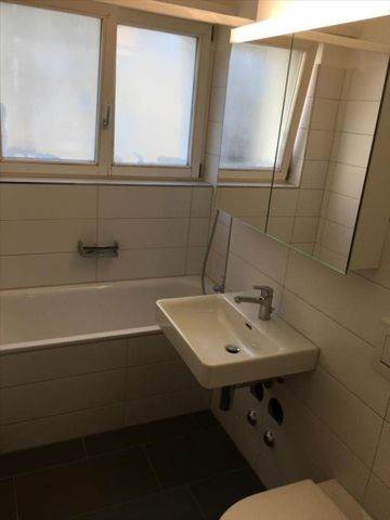 +++Emplacement central Avec un saut à l’aéroport+++ - Photo 5