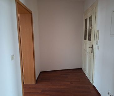 tolle 2 Raumwohnung mit Einbauküche im Süden von Leipzig - Photo 2