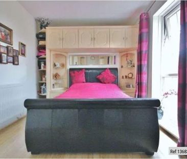 4 bed Terraced in St. James Road , Sutton, SM1 2TT - Photo 2