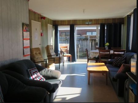 PETONE LIVING - Photo 3