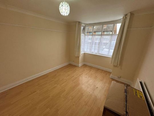 4 bedroom terraced house to rent - Photo 1