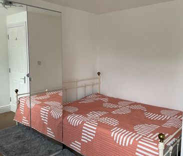 Room in a Shared House, Boundaries Road, SW12 - Photo 6