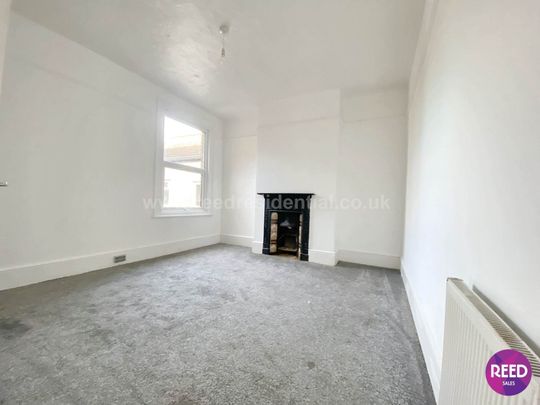 South Avenue, Southend On Sea - Photo 1