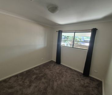 UNDER APPLICATION 3 Bedroom 2 Bathroom House in Larapinta with Secu... - Photo 4