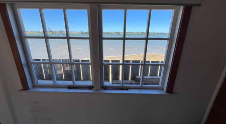 Waterfront Sleepout - Photo 3