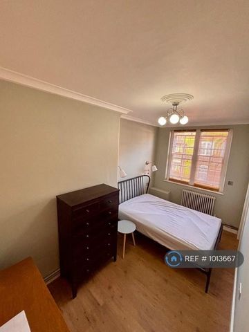 1 bedroom flat to rent - Photo 2