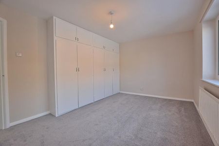 2 bedroom detached bungalow to rent - Photo 5