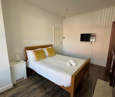 5 bedroom terraced house to rent - Photo 6