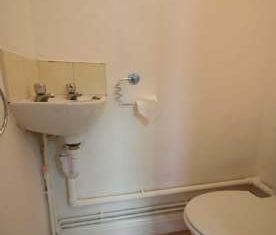 1 bedroom property to rent in Westcliff On Sea - Photo 1