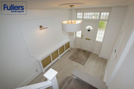 3 bedroom semi-detached house to rent - Photo 3