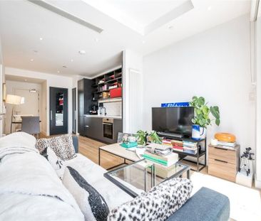 Studio to rent - Photo 1