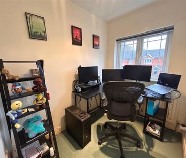 3 Bedroom Semi Detached To Let - Photo 5