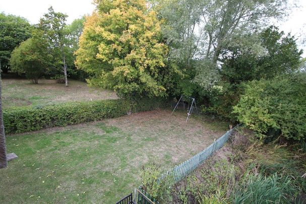 4 bedroom semi-detached house to rent - Photo 1