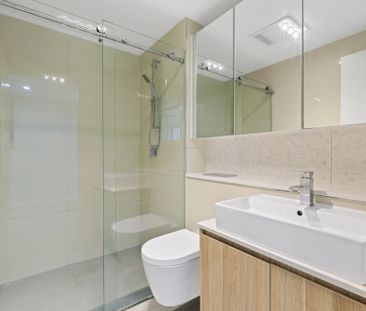 Peaceful Lifestyle Retreat In An Urban Hotspot - Photo 5