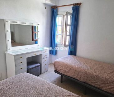 Penthouse for rent in Marbella - Photo 4