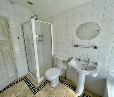 2 bedroom semi-detached house to rent - Photo 2