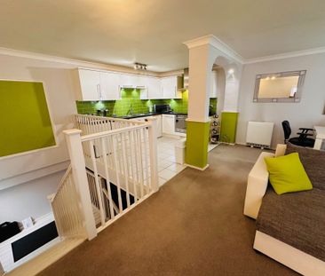 Old Christchurch Road, Bournemouth - Photo 1