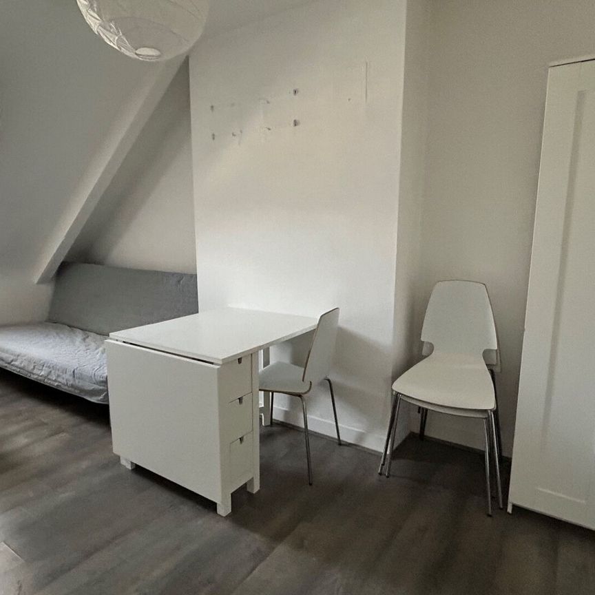 Location Appartement 1 pièce 17m² - Photo 1