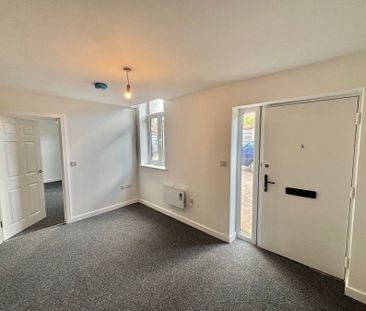 Sherborne Road, Yeovil, Somerset - Photo 5