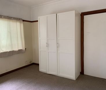Well-Positioned Unit in Noble Park- Short Term Lease Available - Photo 2