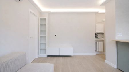 Piso de alquiler en Calle del Doctor Esquerdo, Goya - Photo 2