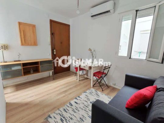 Piso en alquiler en Acacias - Foto 1