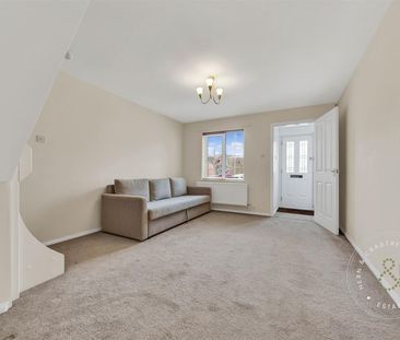 2 Bedroom House - Terraced - Photo 5