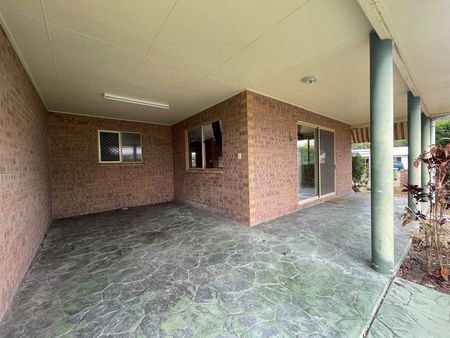 NEAT AND TIDY UNIT AT THE BEACH - Photo 4