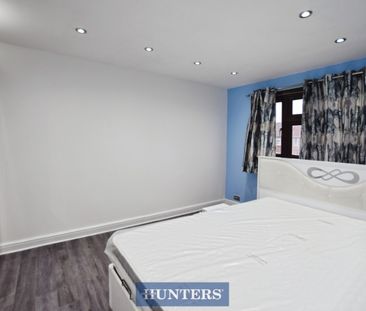 3 bedroom House To Let Total Size: 937 SQ FT - Photo 6