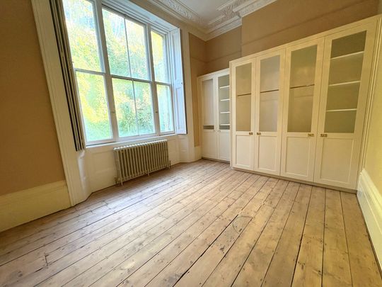 2 bed flat to rent in Marina, St. Leonards-On-Sea, TN38 - Photo 1
