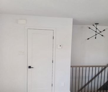 5 1/2 à Mirabel - Photo 2