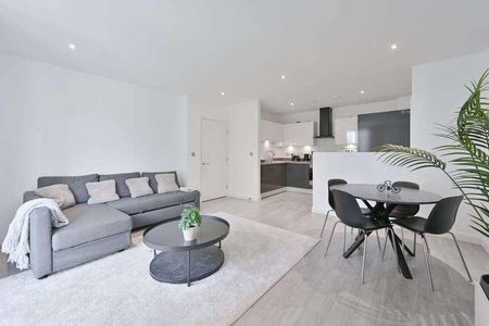 Chandlers Avenue, North Greenwich, SE10 - Photo 2