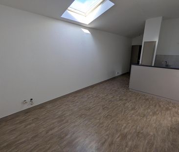 Location Appartement 2 pièces 43m² CLERMONT FERRAND 63100 - Photo 4